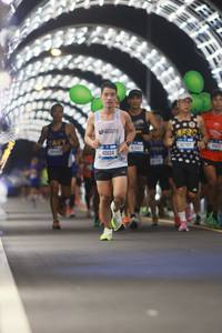 BIB: 40124, 4343, 42797
                            <button type="button" onclick="openModal(20170374)" class="btn btn-primary btn-sm float-right btn-popup" data-toggle="modal" data-target=".modal-high-quality">
                        <i class="fas fa-shopping-cart"></i> Add to Cart
                    </button>
                                            <button type="button" onclick="isThisMe(20170374, true)" class="btn btn-success btn-sm float-right btn-popup btn-isme hidden" data-toggle="tooltip" data-placement="bottom" title="นี่คือรูปของคุณใช่ไหม คลิกที่นี่เพื่อเอาเข้าอัลบั้ม">
                        <i class="fas fa-plus"></i> Add to album
                    </button>
                    <button type="button" onclick="isThisMe(20170374, false)" class="btn btn-warning btn-sm float-right btn-popup btn-isnotme hidden">
                        <i class="fas fa-ban"></i> Remove from album
                    </button>